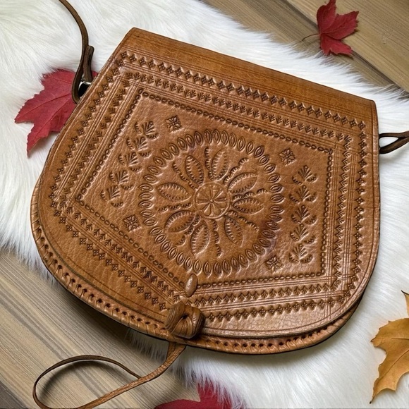 Handbags - Vintage Bohemian Brown Embossed Leather Artisan Crossbody Shoulder Bag